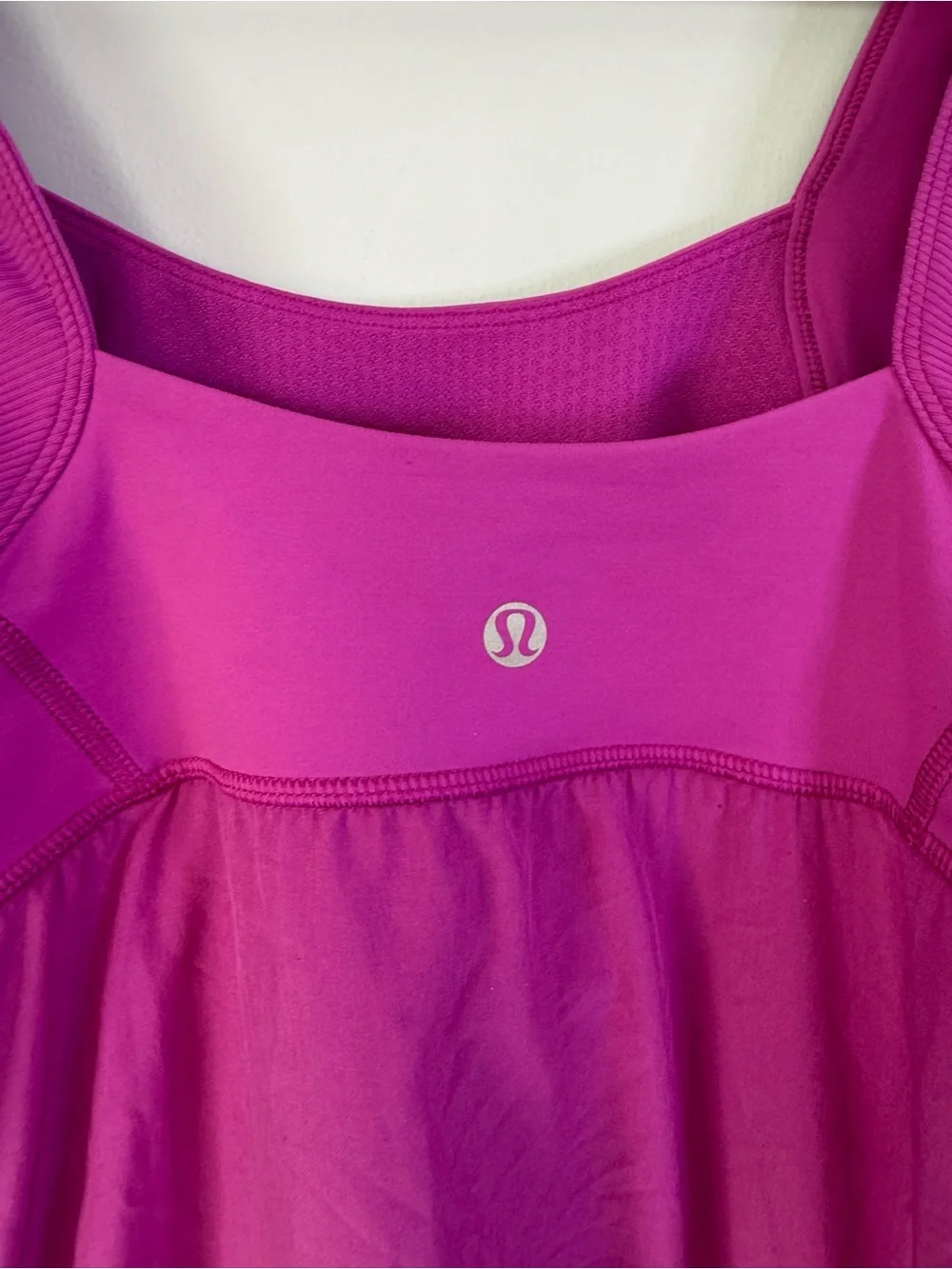 Lululemon Run Chase Me Tank Ultra Violet Purple Cinch Hem Size 4